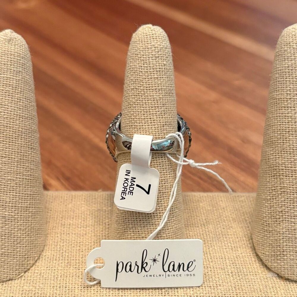 Park Lane | Eclipse Ring | Size 7 - Picture 4 of 4